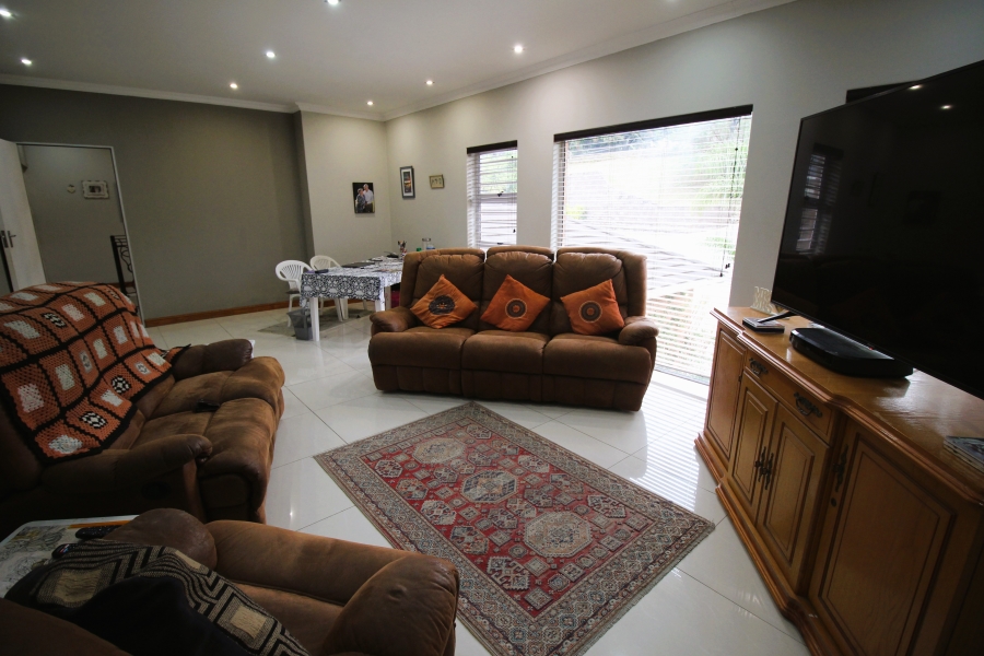 10 Bedroom Property for Sale in Dorchester Heights Eastern Cape
